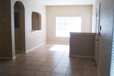 Adosado en alquiler en Bradenton, Florida, 3 dormitorios, 111.48 m2 № 1903348 - foto 3
