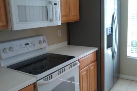 Adosado en alquiler en Bradenton, Florida, 3 dormitorios, 111.48 m2 № 1903348 - foto 5