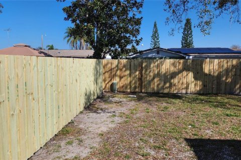 Casa en alquiler en Holiday, Florida, 2 dormitorios, 102.19 m2 № 2116452 - foto 14