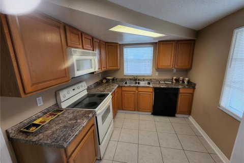 Casa en alquiler en Holiday, Florida, 2 dormitorios, 102.19 m2 № 2116452 - foto 4