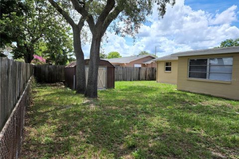Casa en alquiler en Holiday, Florida, 2 dormitorios, 102.19 m2 № 2116452 - foto 3