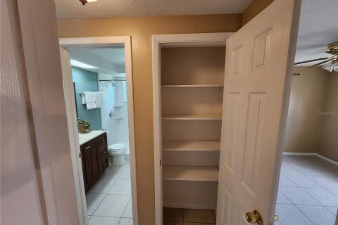 Casa en alquiler en Holiday, Florida, 2 dormitorios, 102.19 m2 № 2116452 - foto 12