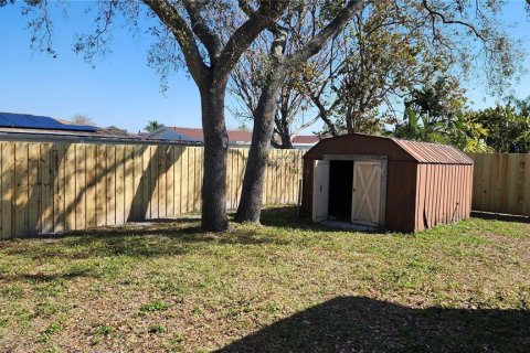 Casa en alquiler en Holiday, Florida, 2 dormitorios, 102.19 m2 № 2116452 - foto 15