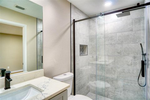 Casa en venta en Orlando, Florida, 4 dormitorios, 208.1 m2 № 1798624 - foto 22