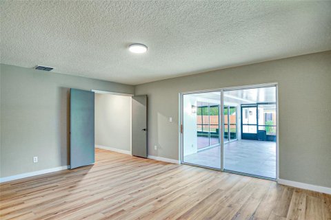 Casa en venta en Orlando, Florida, 4 dormitorios, 208.1 m2 № 1798624 - foto 25