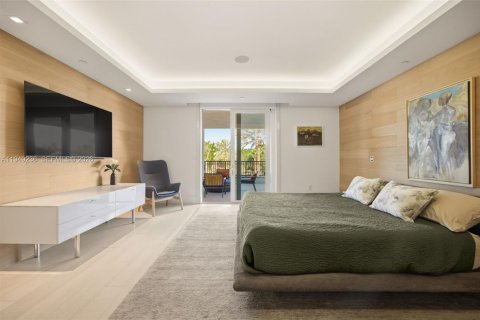 Condo in Miami, Florida, 2 bedrooms № 2006762 - photo 19