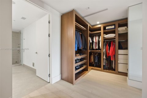 Condo in Miami, Florida, 2 bedrooms № 2006762 - photo 21