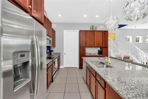 House in Davenport, Florida 4 bedrooms, 194.54 sq.m. № 1901866 - photo 5