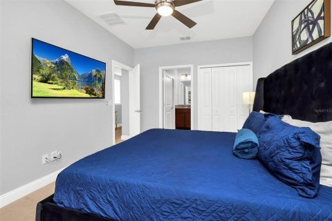 House in Davenport, Florida 4 bedrooms, 194.54 sq.m. № 1901866 - photo 25