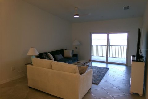 Condo in Venice, Florida, 2 bedrooms  № 1834929 - photo 8
