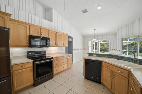 House in Palm Coast, Florida 3 bedrooms, 178.37 sq.m. № 1903890 - photo 5