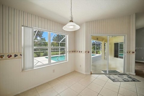 House in Palm Coast, Florida 3 bedrooms, 178.37 sq.m. № 1903890 - photo 8