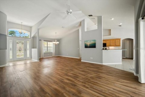 House in Palm Coast, Florida 3 bedrooms, 178.37 sq.m. № 1903890 - photo 4