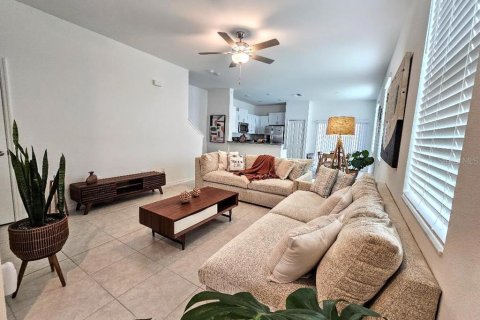 Townhouse in San Antonio, Florida 2 bedrooms, 143.16 sq.m. № 1903821 - photo 12