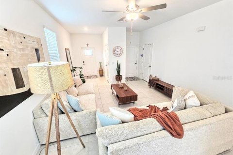 Townhouse in San Antonio, Florida 2 bedrooms, 143.16 sq.m. № 1903821 - photo 4