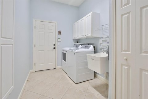 Villa ou maison à vendre à University Park, Floride: 4 chambres, 228.45 m2 № 2419739 - photo 25