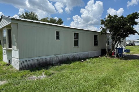 Apartamento en alquiler en Dover, Florida, 3 dormitorios, 92.9 m2 № 1917346 - foto 3