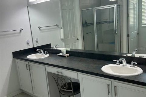 House in Kissimmee, Florida 2 bedrooms, 146.51 sq.m. № 2103838 - photo 6