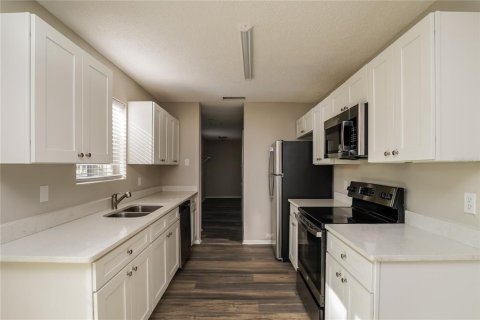 Villa ou maison à louer à Orlando, Floride: 3 chambres, 160.54 m2 № 1794993 - photo 5