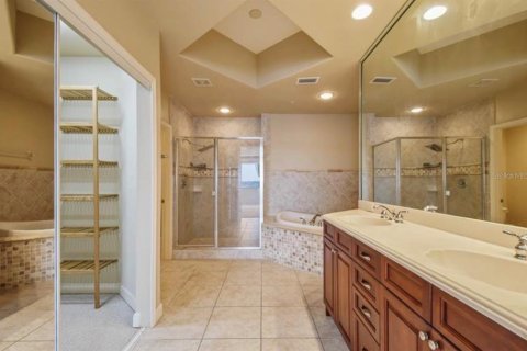 Copropriété à louer à Orlando, Floride: 2 chambres, 169.45 m2 № 2413878 - photo 13