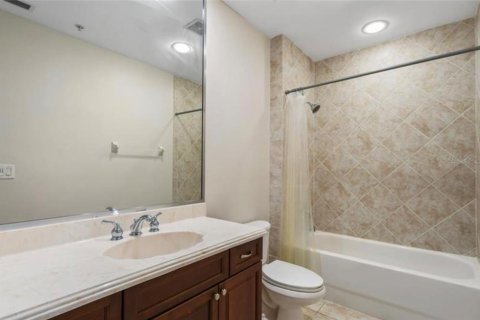 Copropriété à louer à Orlando, Floride: 2 chambres, 169.45 m2 № 2413878 - photo 16