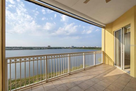 Copropriété à louer à Orlando, Floride: 2 chambres, 169.45 m2 № 2413878 - photo 19
