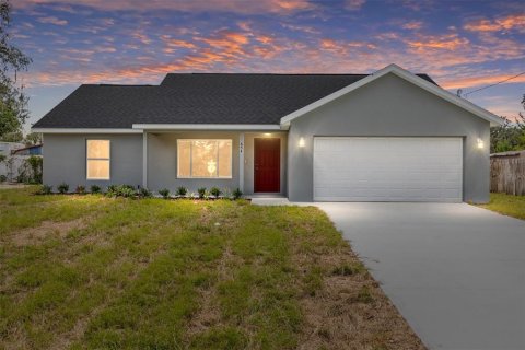 House in Dunnellon, Florida 3 bedrooms, 134.62 sq.m. № 2394423 - photo 6
