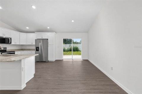 House in Dunnellon, Florida 3 bedrooms, 134.62 sq.m. № 2394423 - photo 16