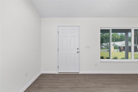 House in Dunnellon, Florida 3 bedrooms, 134.62 sq.m. № 2394423 - photo 10