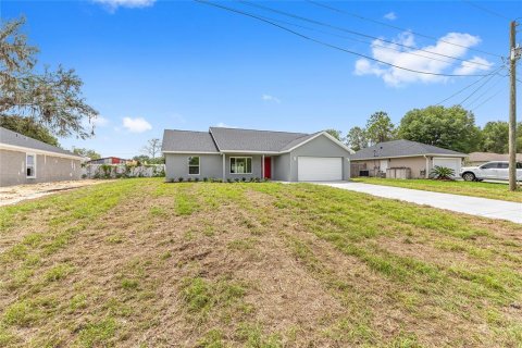 House in Dunnellon, Florida 3 bedrooms, 134.62 sq.m. № 2394423 - photo 7