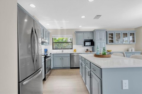 Villa ou maison à vendre à Palm Harbor, Floride: 3 chambres, 161 m2 № 2223291 - photo 15