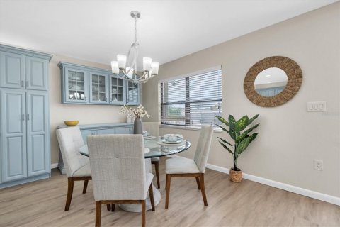 Villa ou maison à vendre à Palm Harbor, Floride: 3 chambres, 161 m2 № 2223291 - photo 12