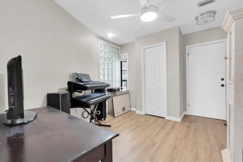 Villa ou maison à vendre à Palm Harbor, Floride: 3 chambres, 161 m2 № 2223291 - photo 27