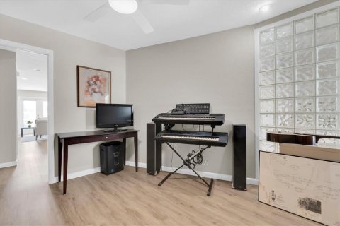 Villa ou maison à vendre à Palm Harbor, Floride: 3 chambres, 161 m2 № 2223291 - photo 28