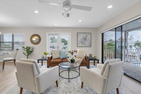 Villa ou maison à vendre à Palm Harbor, Floride: 3 chambres, 161 m2 № 2223291 - photo 8
