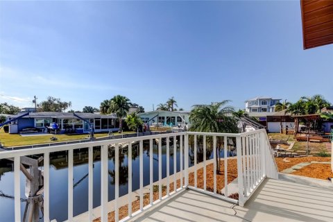 Villa ou maison à vendre à Palm Harbor, Floride: 3 chambres, 161 m2 № 2223291 - photo 30