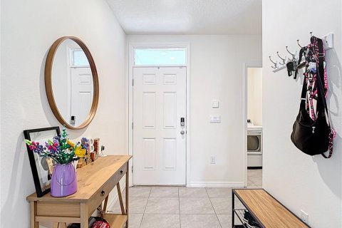 House in Wesley Chapel, Florida 3 bedrooms, 141.03 sq.m. № 1803660 - photo 4