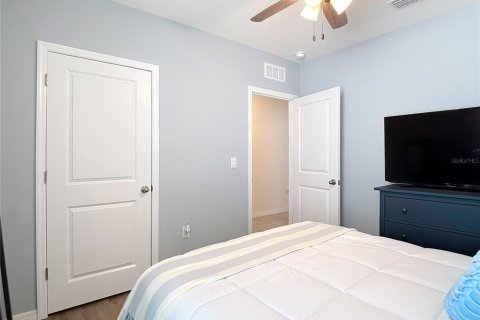 House in Wesley Chapel, Florida 3 bedrooms, 141.03 sq.m. № 1803660 - photo 29