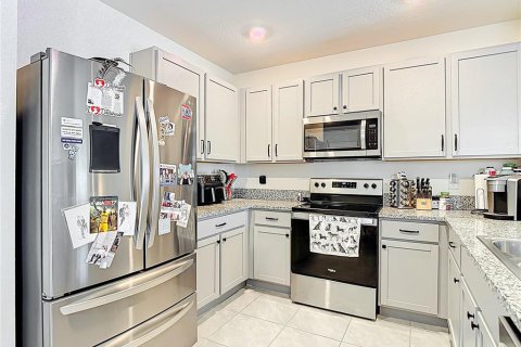 House in Wesley Chapel, Florida 3 bedrooms, 141.03 sq.m. № 1803660 - photo 11
