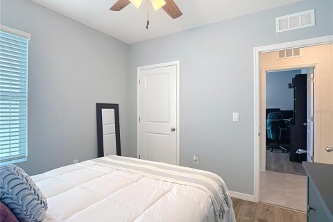 House in Wesley Chapel, Florida 3 bedrooms, 141.03 sq.m. № 1803660 - photo 26