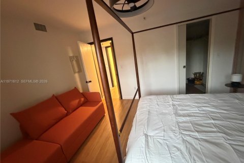 Condominio en alquiler en Lantana, Florida, 2 dormitorios, 95.6 m2 № 2032455 - foto 29