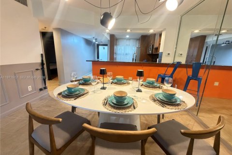 Condominio en alquiler en Lantana, Florida, 2 dormitorios, 95.6 m2 № 2032455 - foto 9