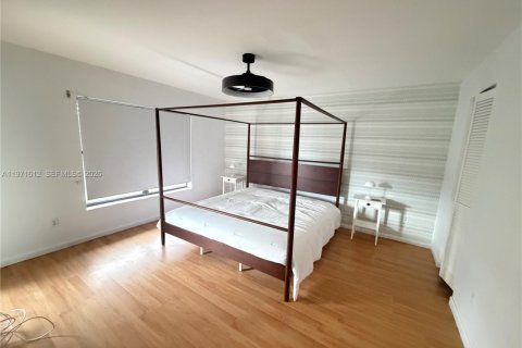 Condominio en alquiler en Lantana, Florida, 2 dormitorios, 95.6 m2 № 2032455 - foto 21