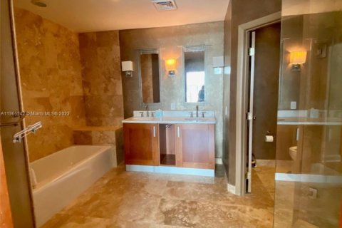 Copropriété à louer à Surfside, Floride: 3 chambres, 223.34 m2 № 1957492 - photo 29