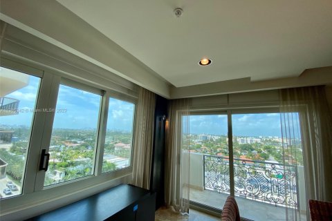 Copropriété à louer à Surfside, Floride: 3 chambres, 223.34 m2 № 1957492 - photo 8