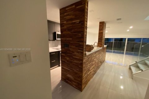 Adosado en alquiler en Plantation, Florida, 4 dormitorios, 193.24 m2 № 2010006 - foto 3