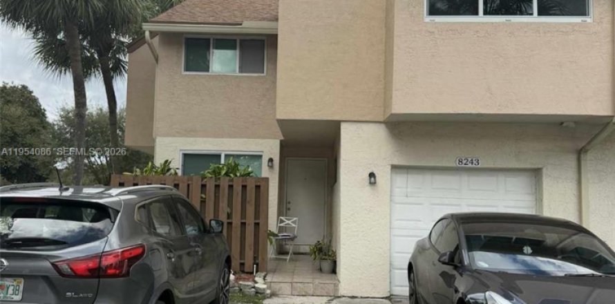 Adosado en Plantation, Florida 4 dormitorios, 193.24 m2 № 2010006