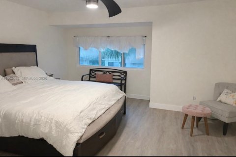 Adosado en alquiler en Plantation, Florida, 4 dormitorios, 193.24 m2 № 2010006 - foto 11