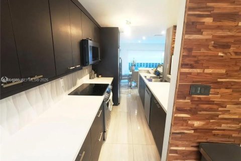 Adosado en alquiler en Plantation, Florida, 4 dormitorios, 193.24 m2 № 2010006 - foto 21