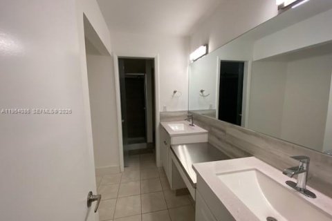 Adosado en alquiler en Plantation, Florida, 4 dormitorios, 193.24 m2 № 2010006 - foto 8